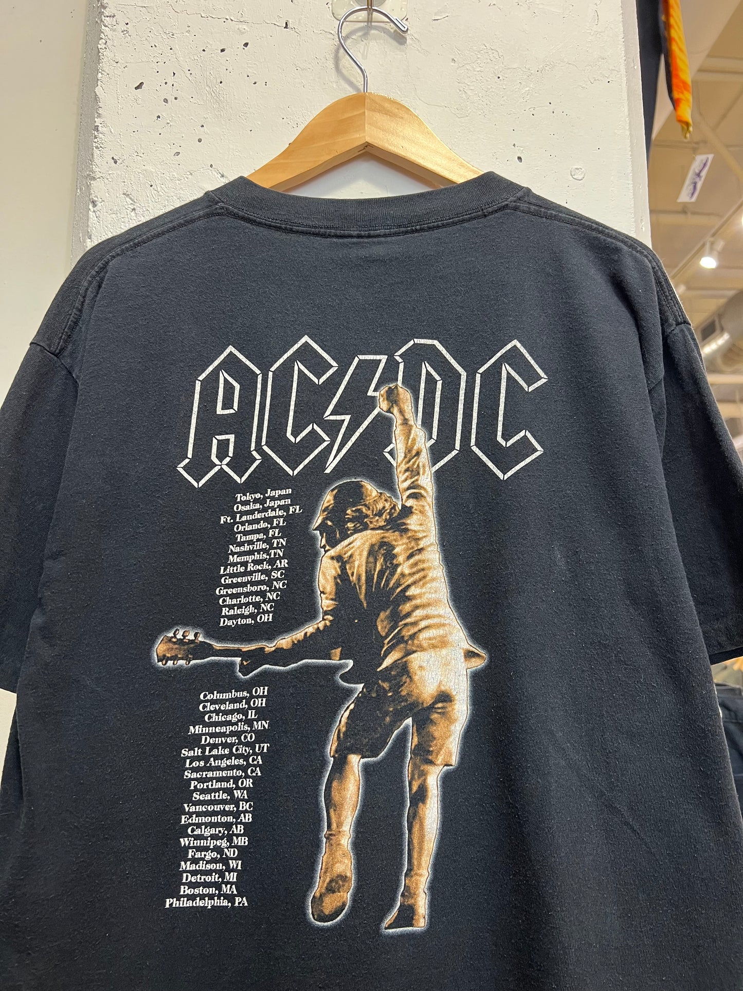 Vintage 2000 ACDC Tee