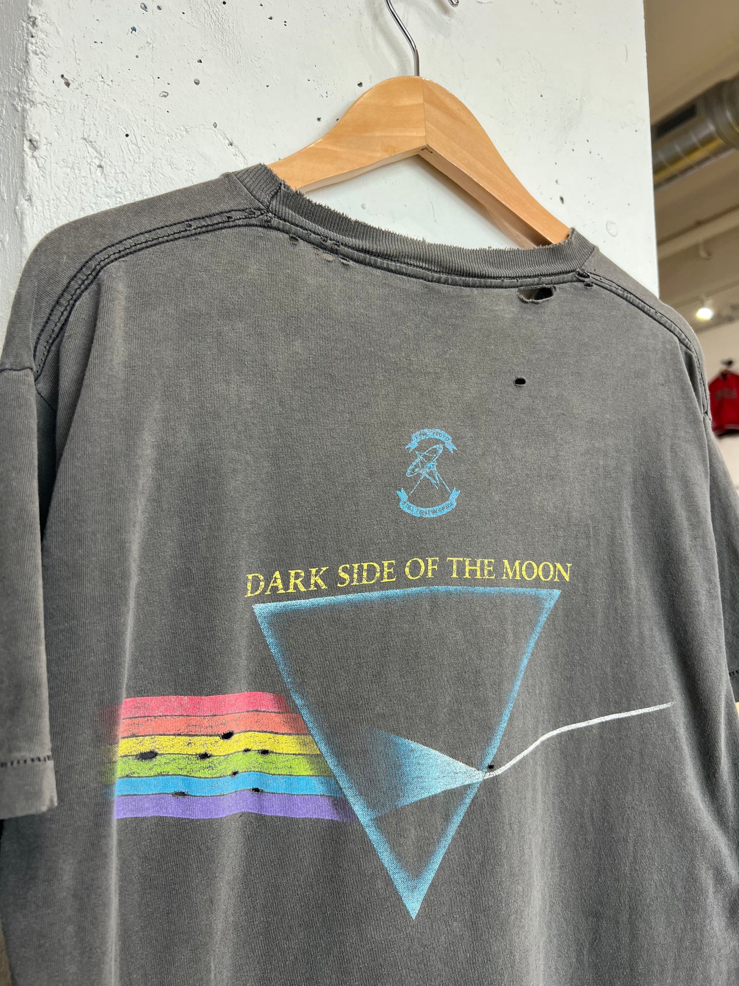 Vintage 1992 Pink Floyd Dark Side Of The Moon Tee Faded Distressed