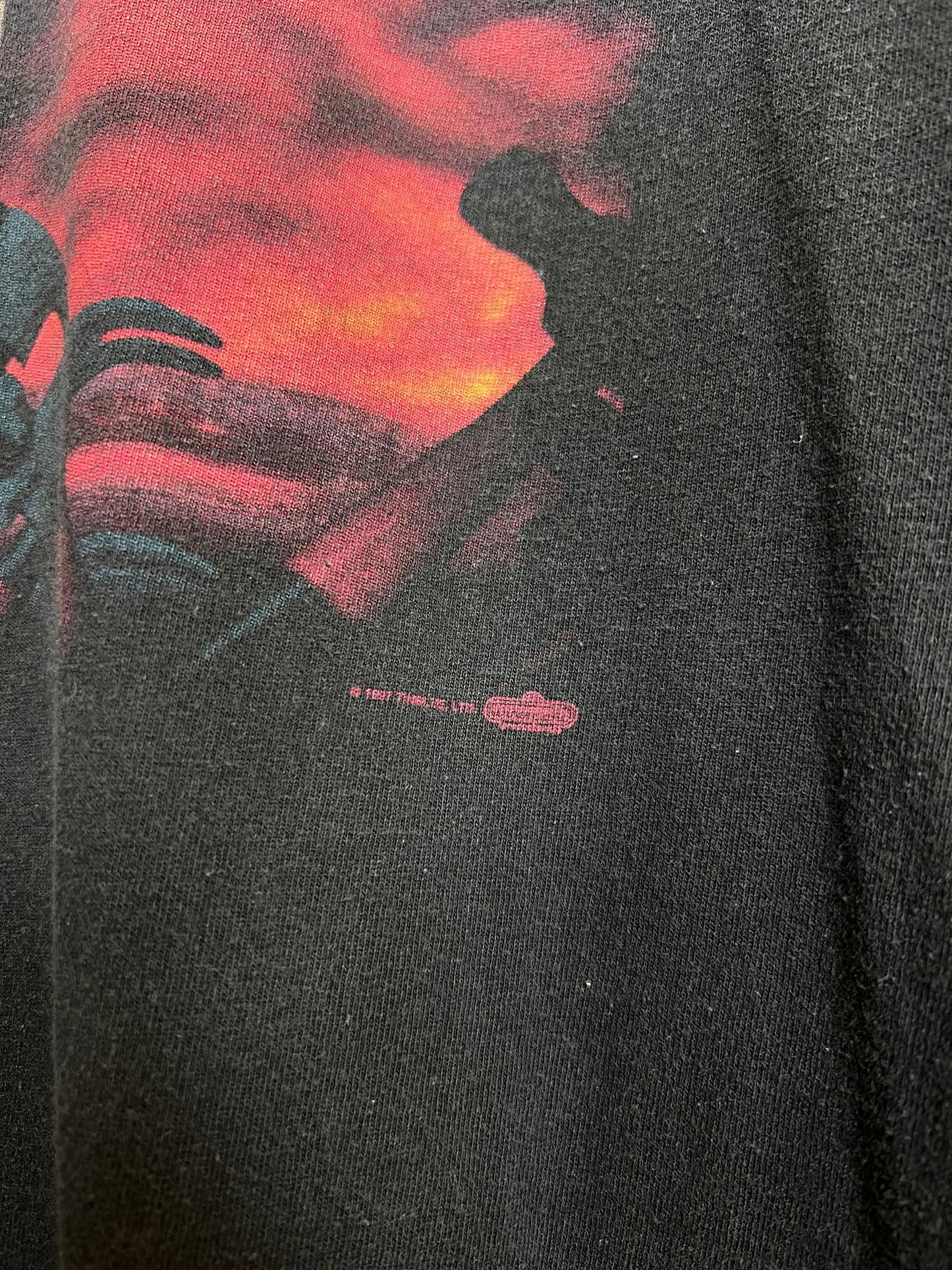 Vintage 1997 Pink Floyd Licensed To Winterland Tee