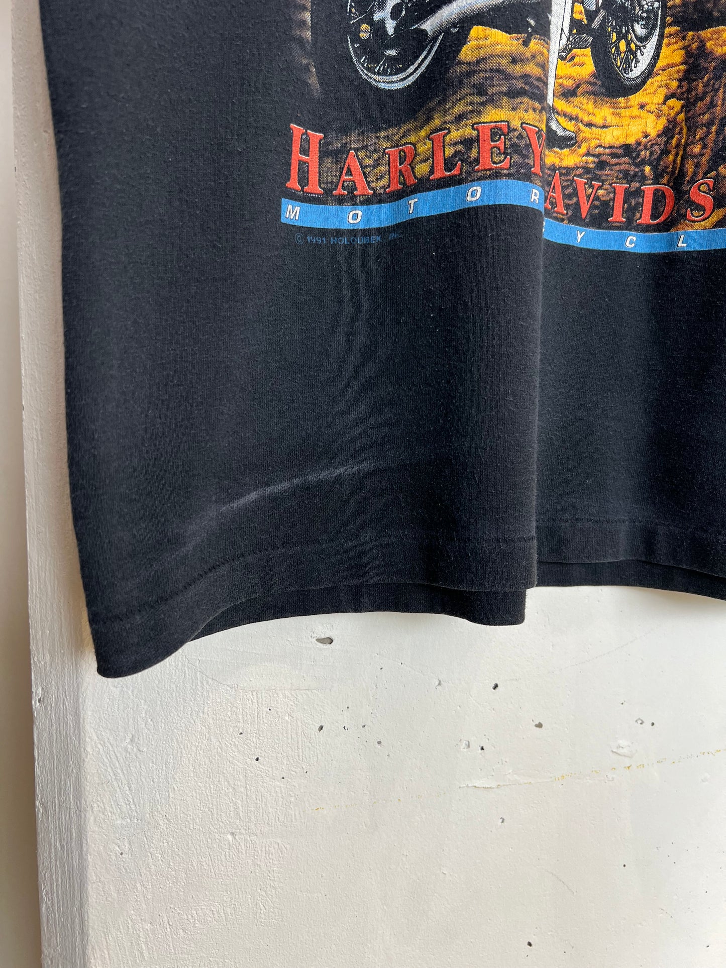 Vintage 1991 Harley Davidson Living on the Edge Tee
