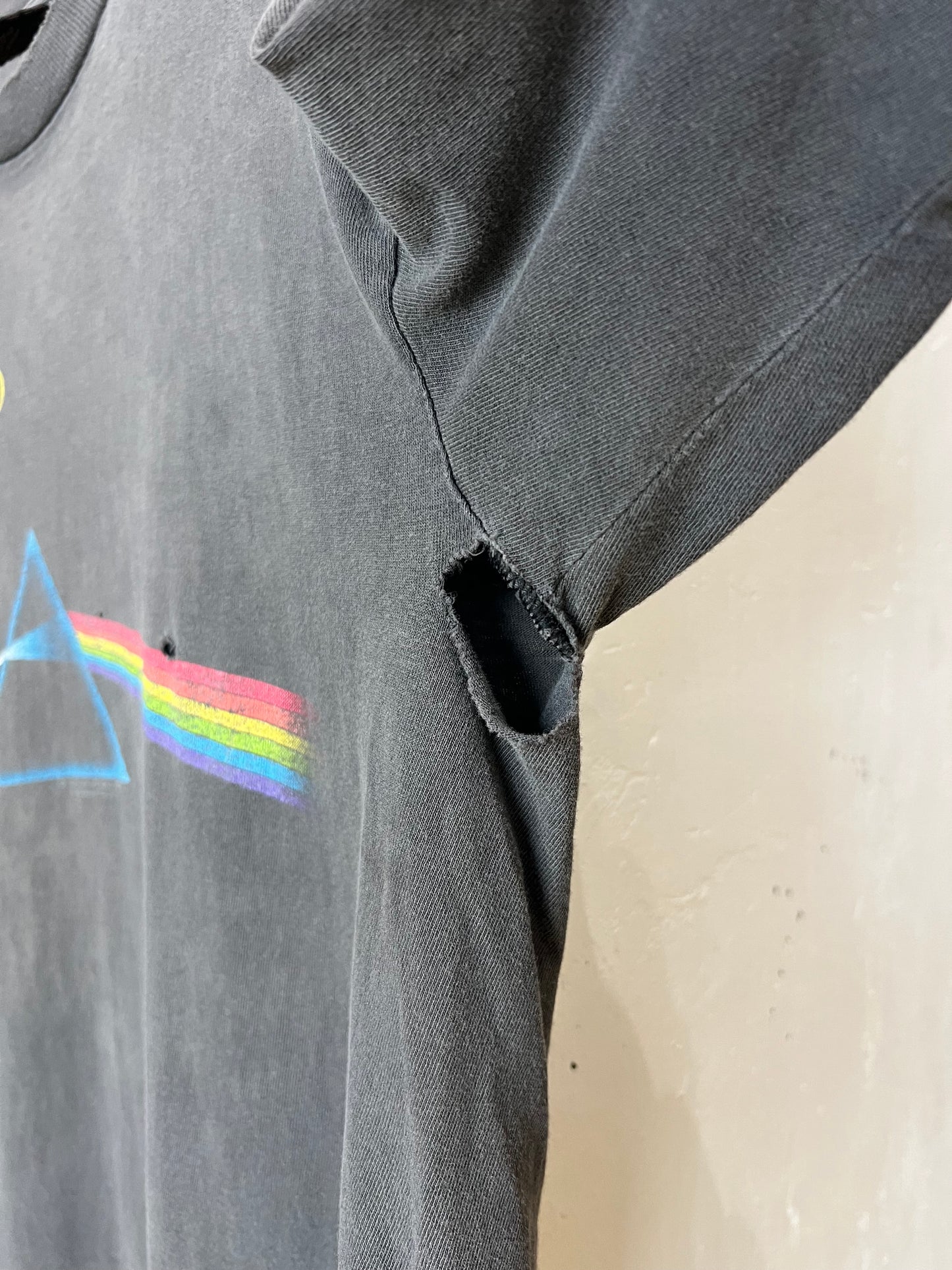 Vintage 1992 Pink Floyd Dark Side Of The Moon Tee Faded Distressed