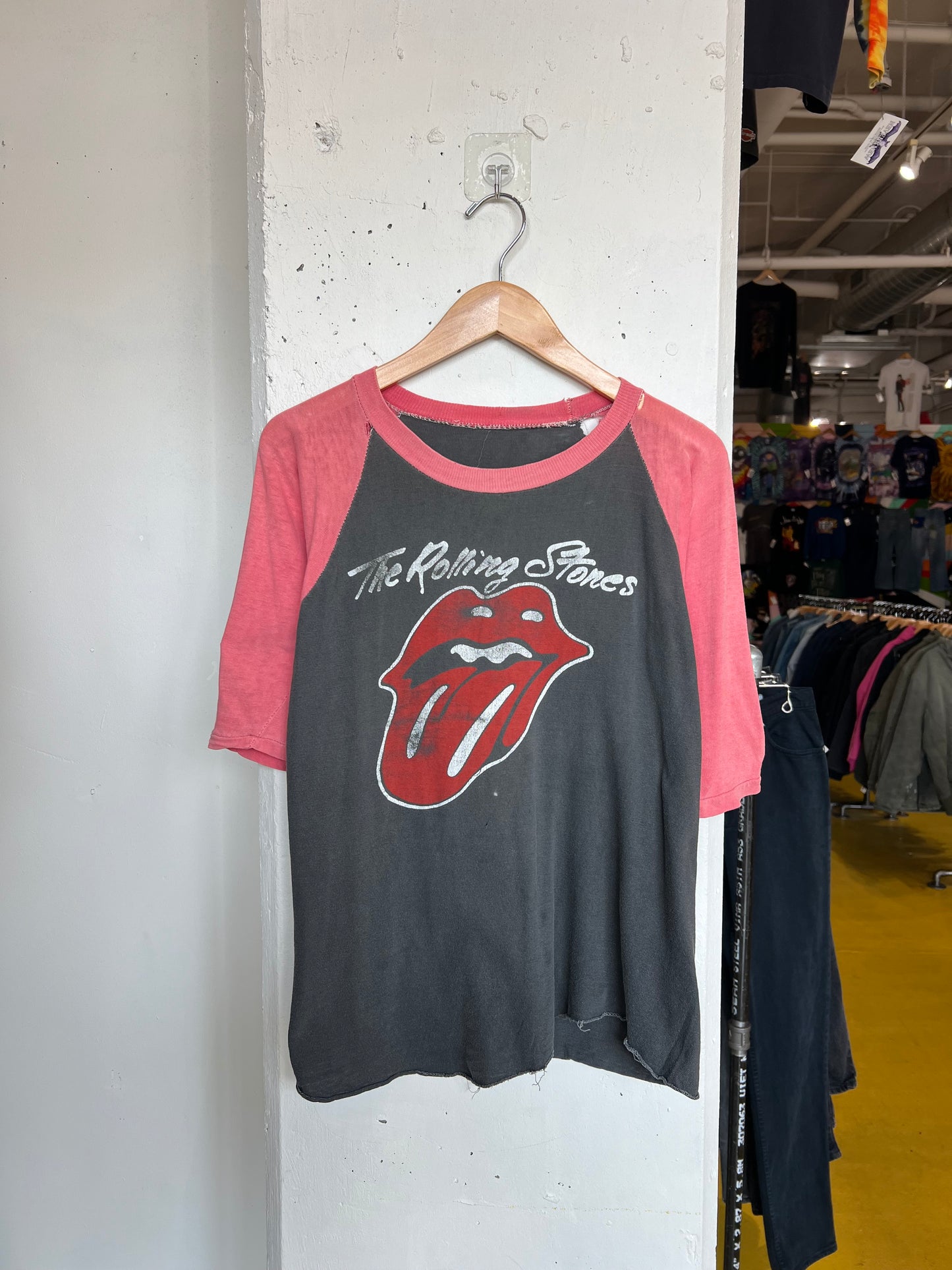 Vintage 70s/80s The Rolling Stones Thrashed Parking Lot Raglan Tee