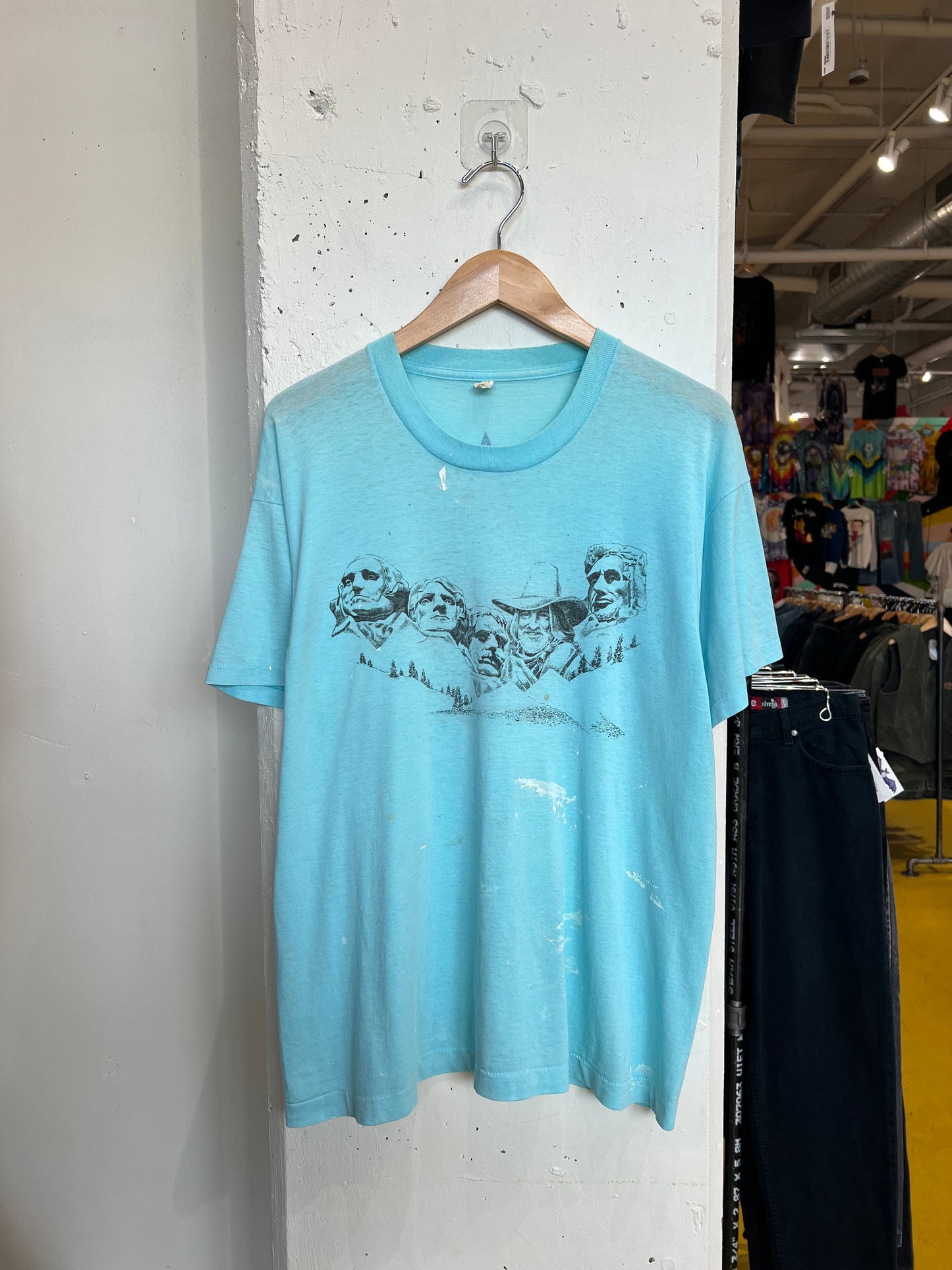 Vintage 1980’s Willie Nelson & Family Tee