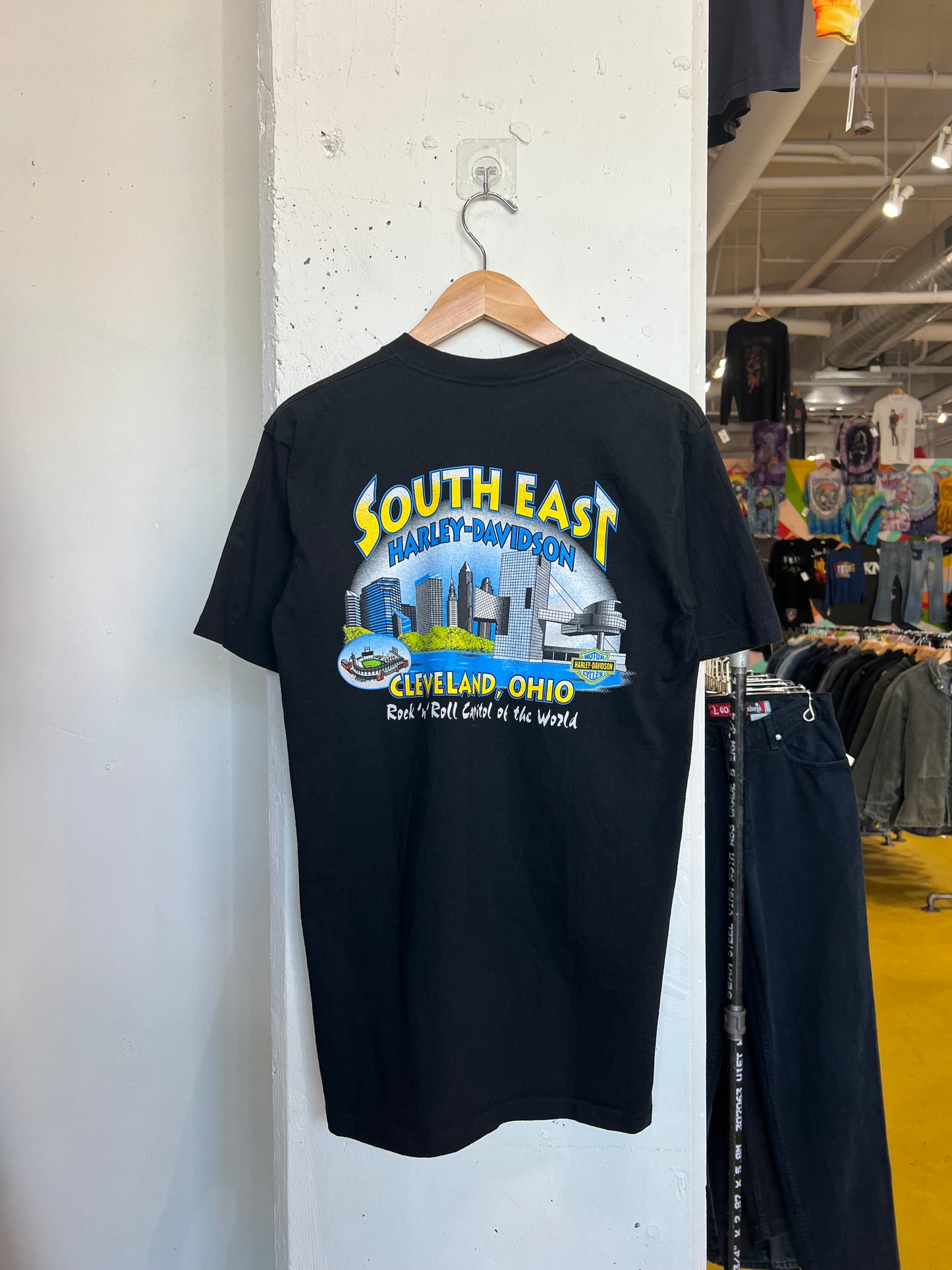 Vintage 90s Cleveland Harley Davidson Tee