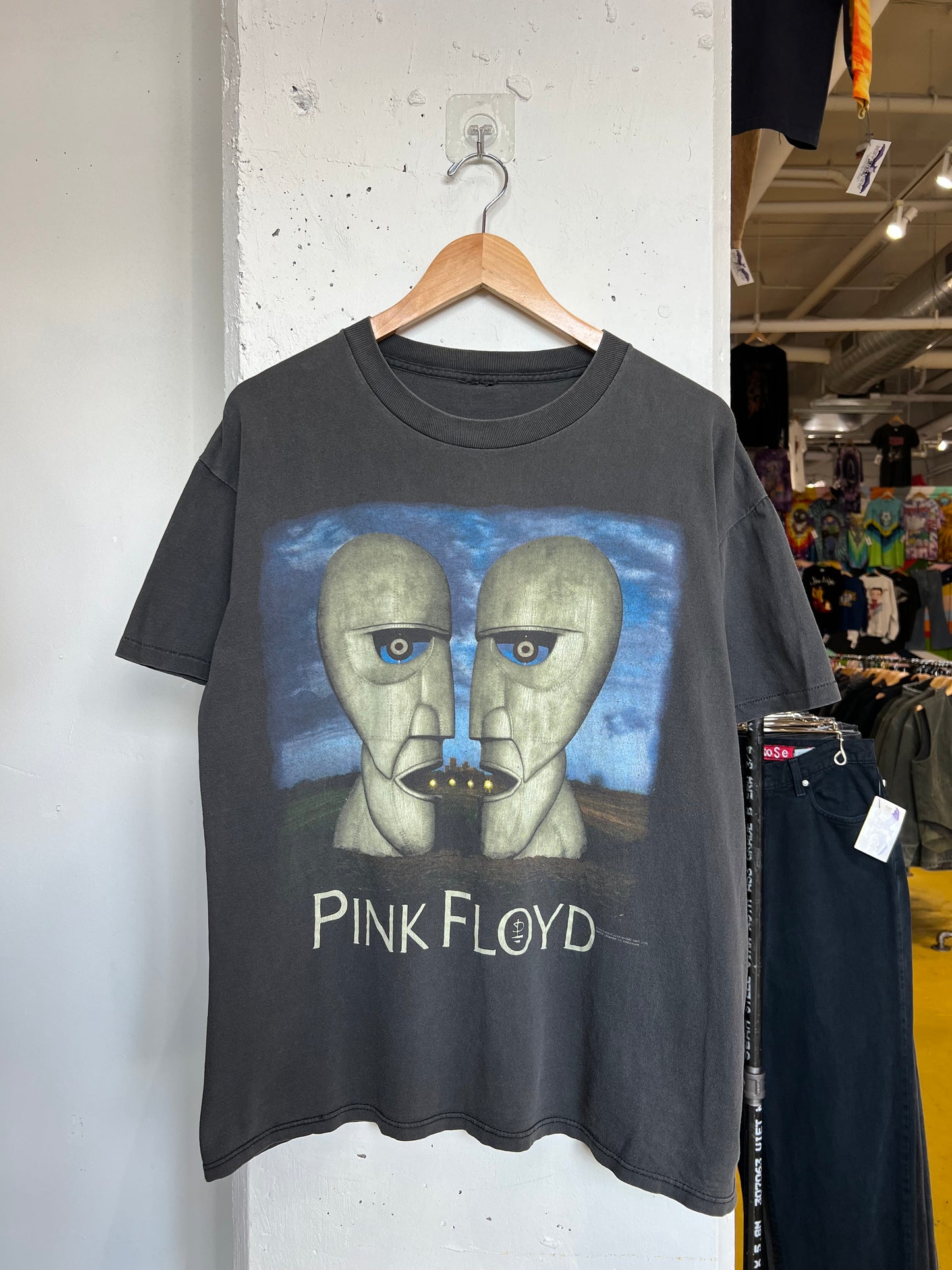 Vintage 1994 Pink Floyd Tour Tee