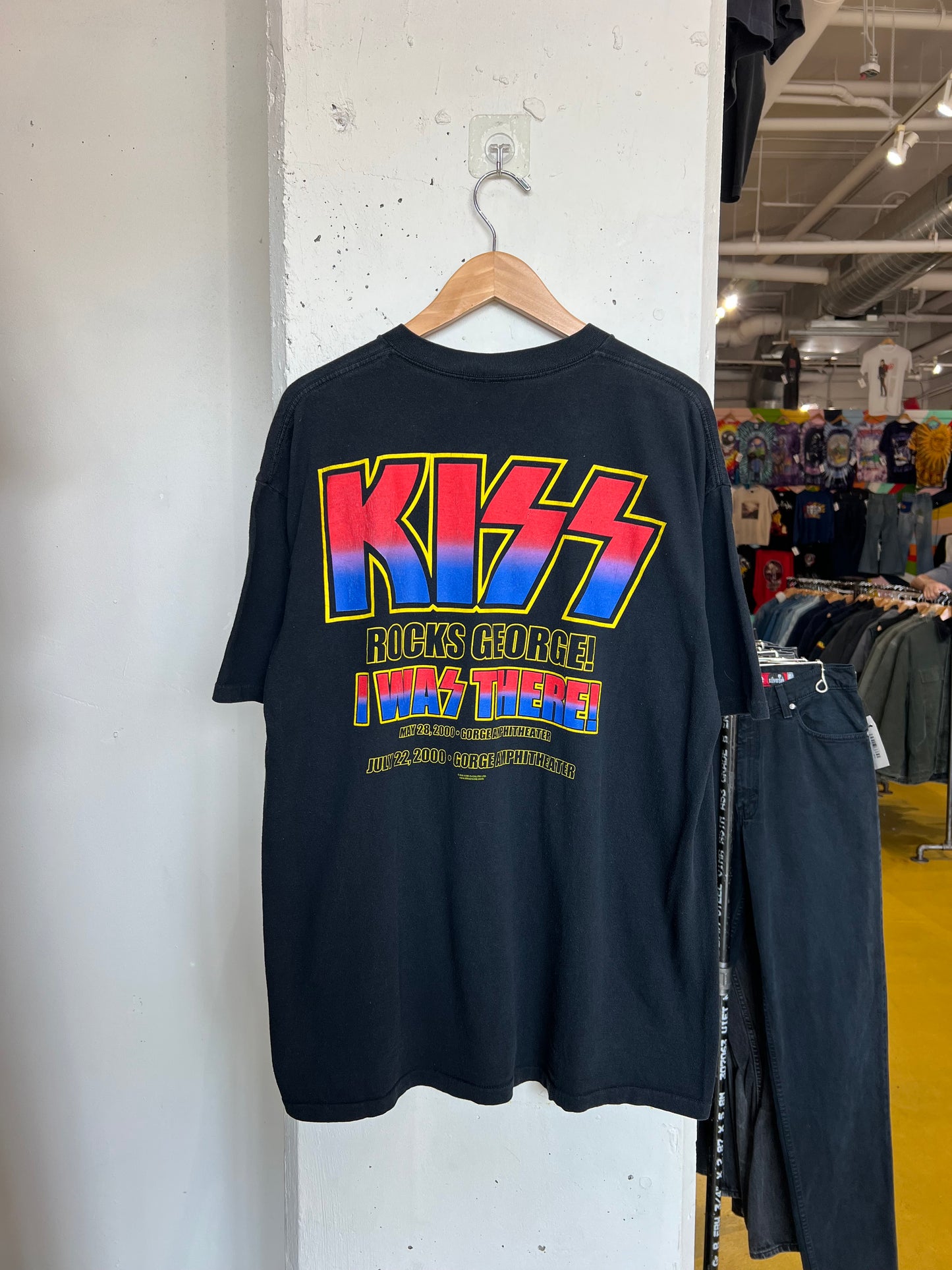 Vintage 2000s KISS The Farewell Tour Tee