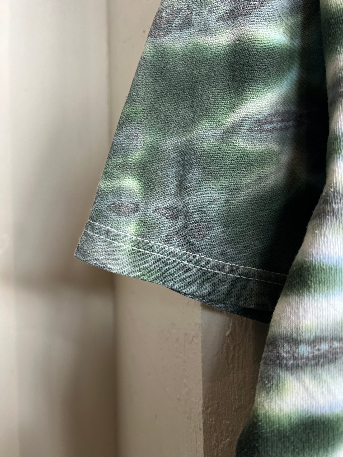 Vintage 1998 Pink Floyd Tie Dye Tee