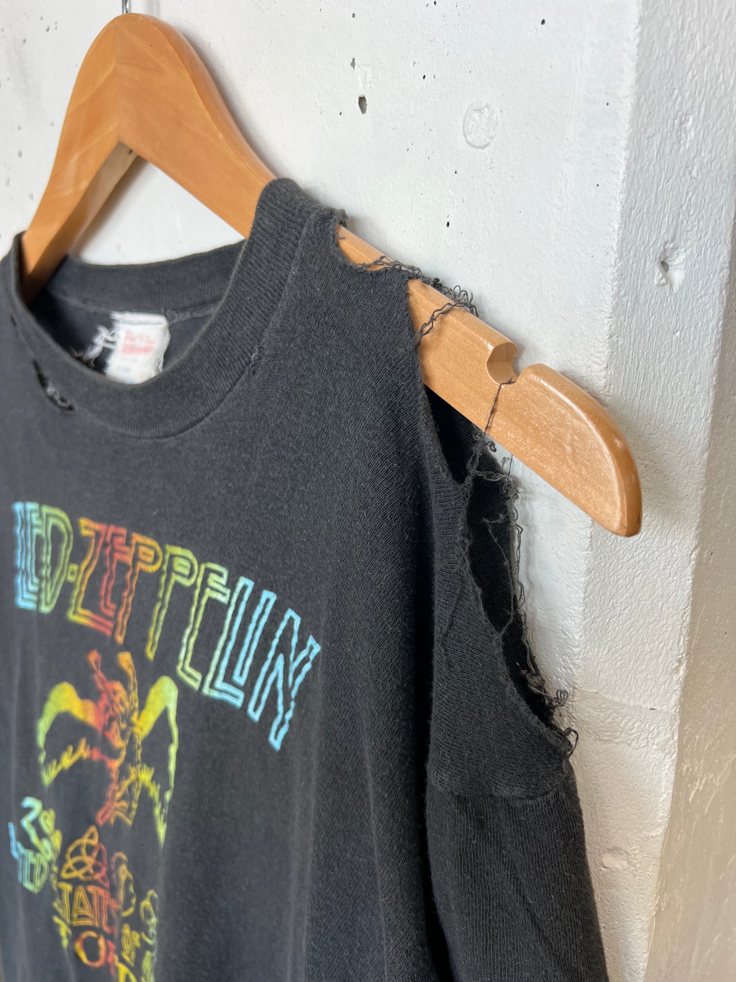 Vintage 1970s Led Zeppelin Tour Thrashed Distressed Tee