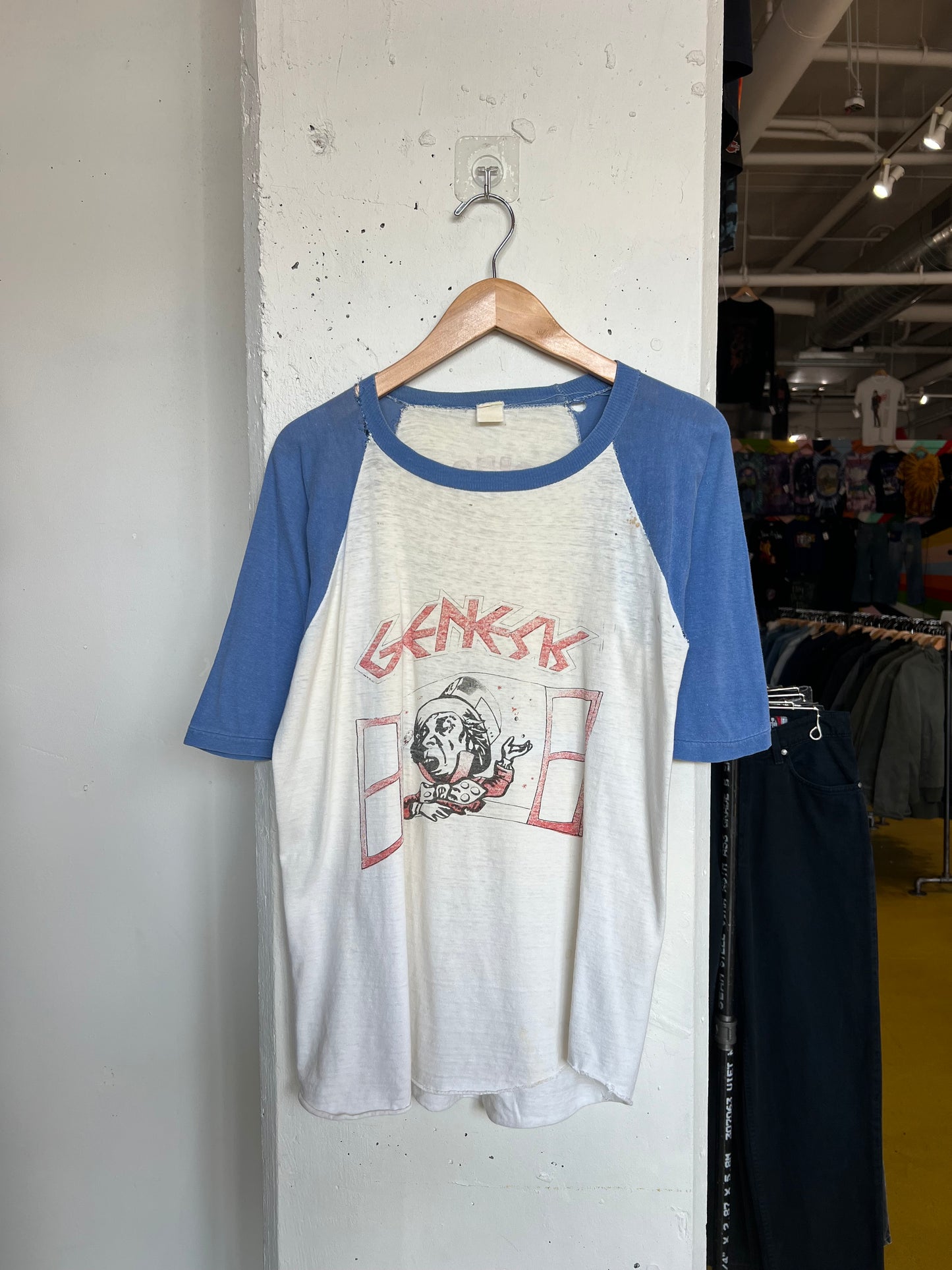 Vintage 80s Genesis Thrashed Parking Lot Bootleg World Tour Raglan Tee