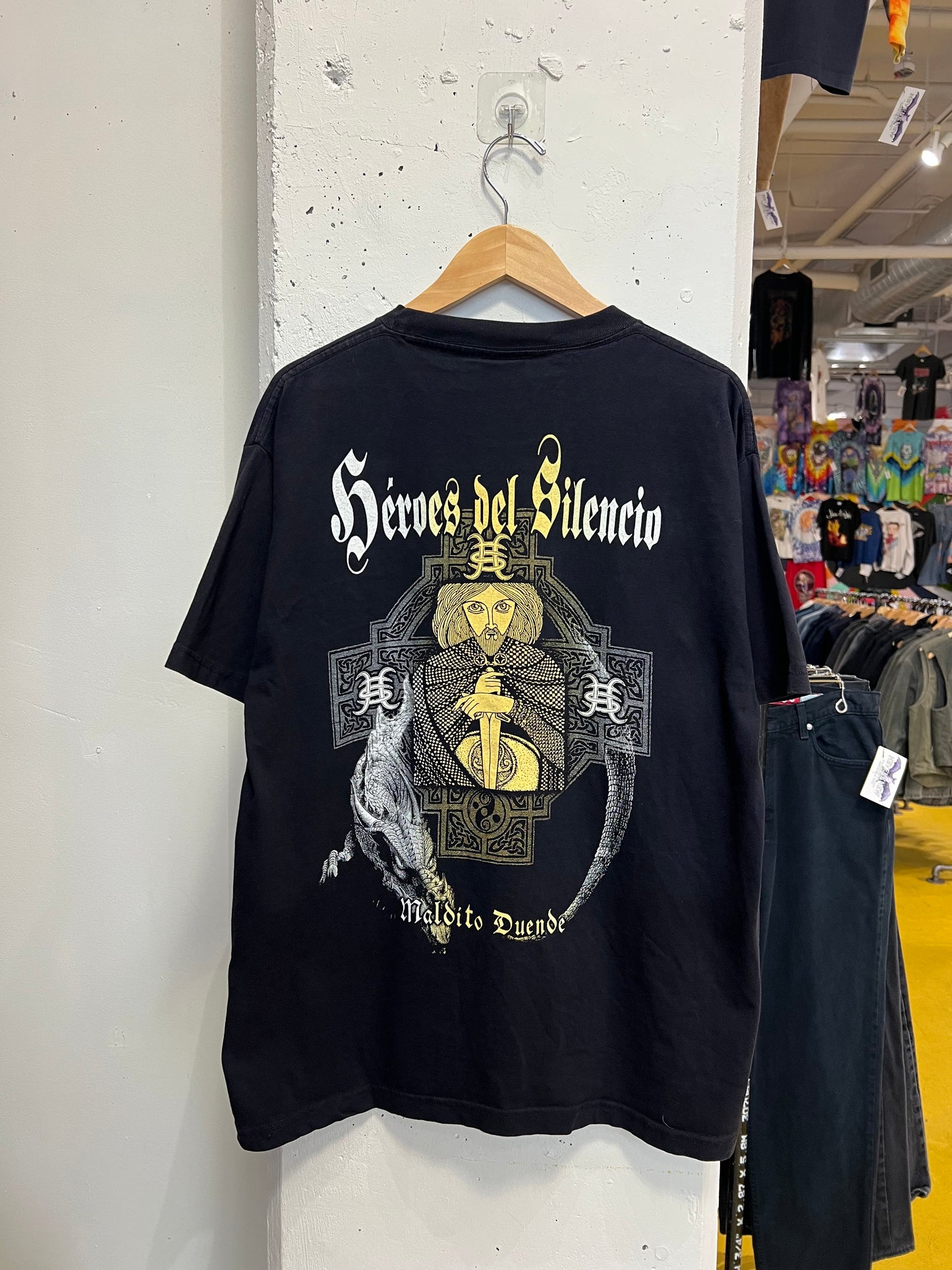 Vintage Rock & Death Héroes Del Silencio Tee