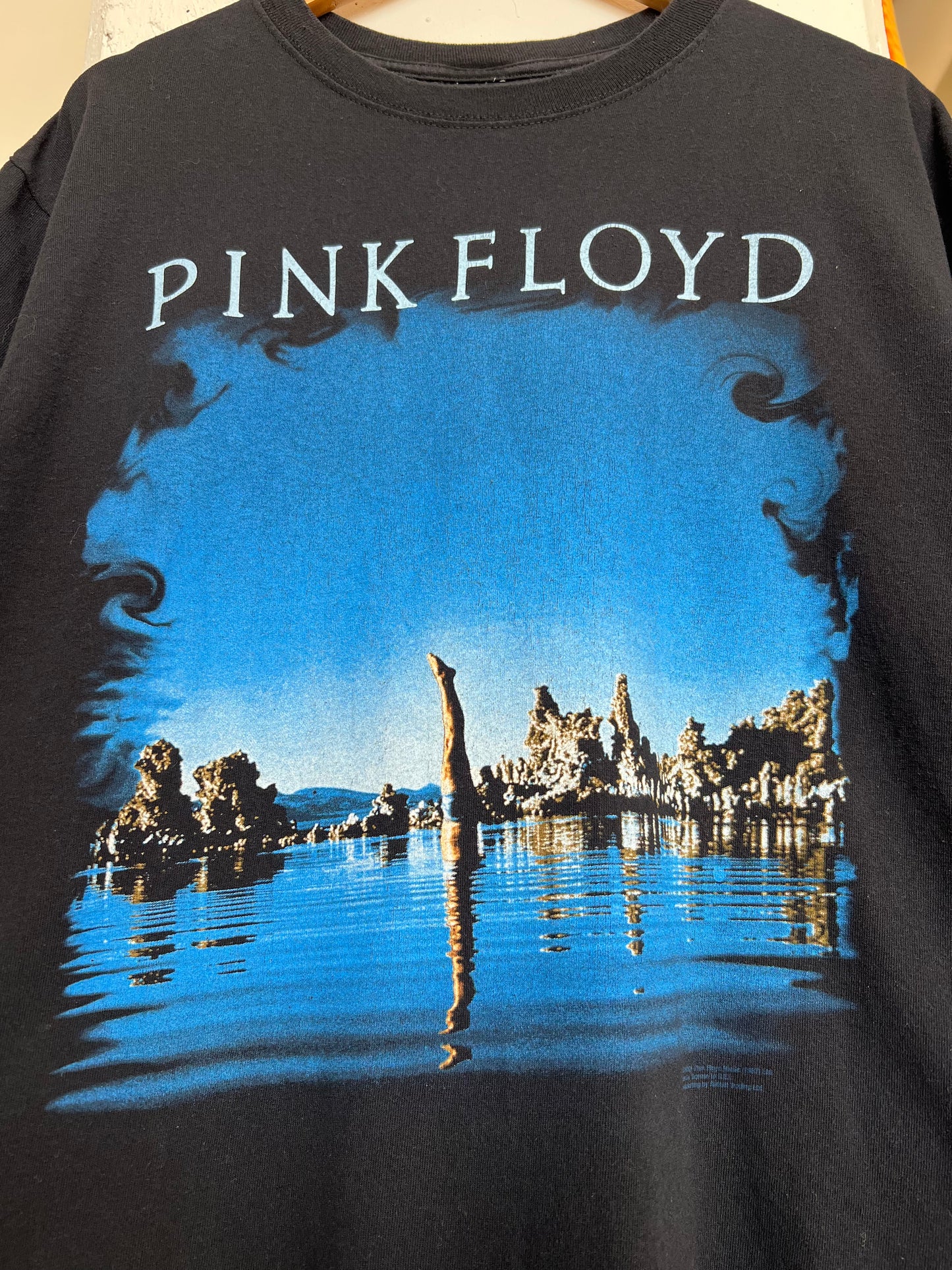 Vintage 2000s Pink Floyd “ Wish You Were Here” Tee