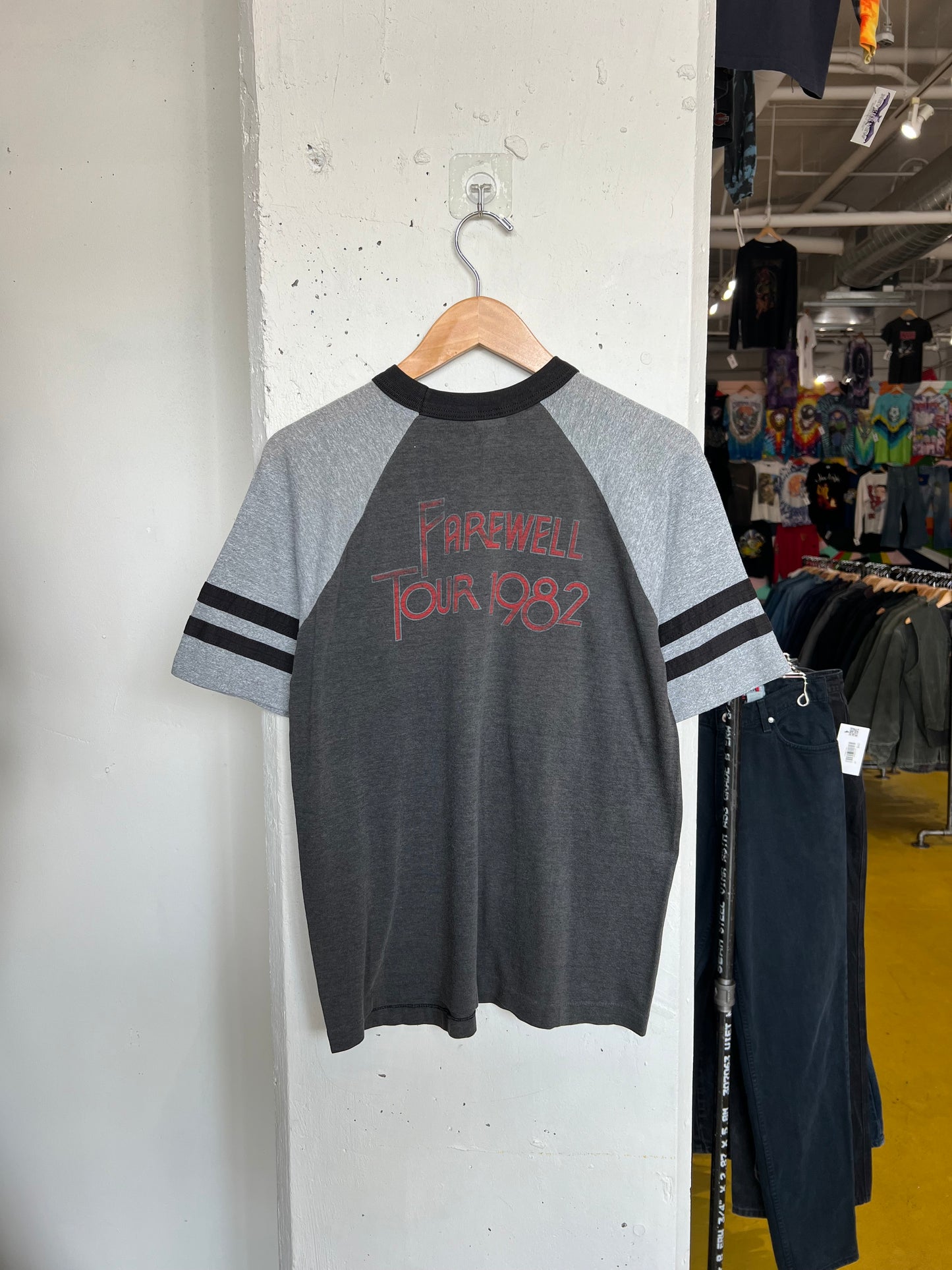 Vintage 1982 The Doobie Brothers “Farewell” Tour Tee