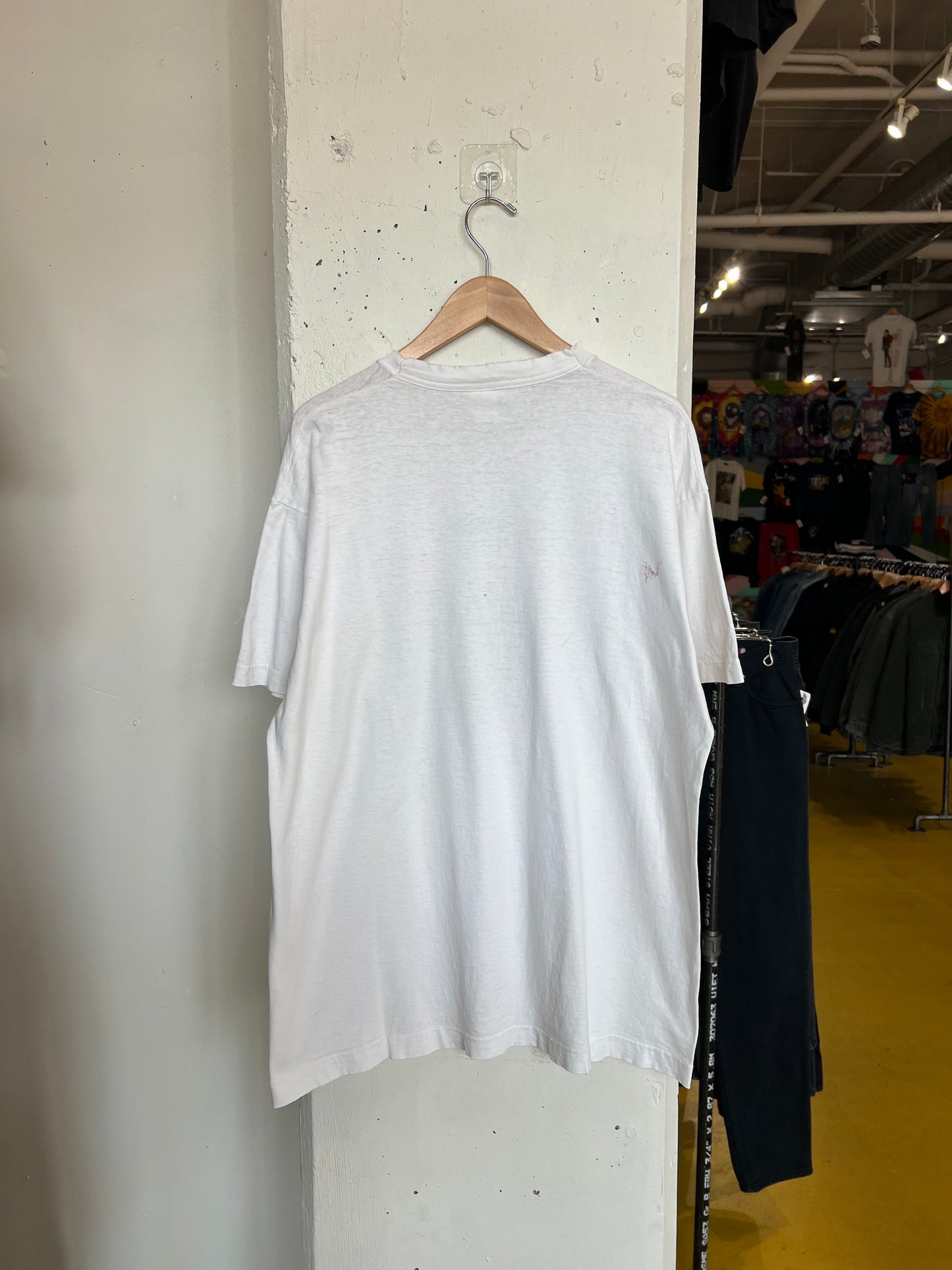 Vintage 90s Grateful Dead Dog “Frisbee” Tee