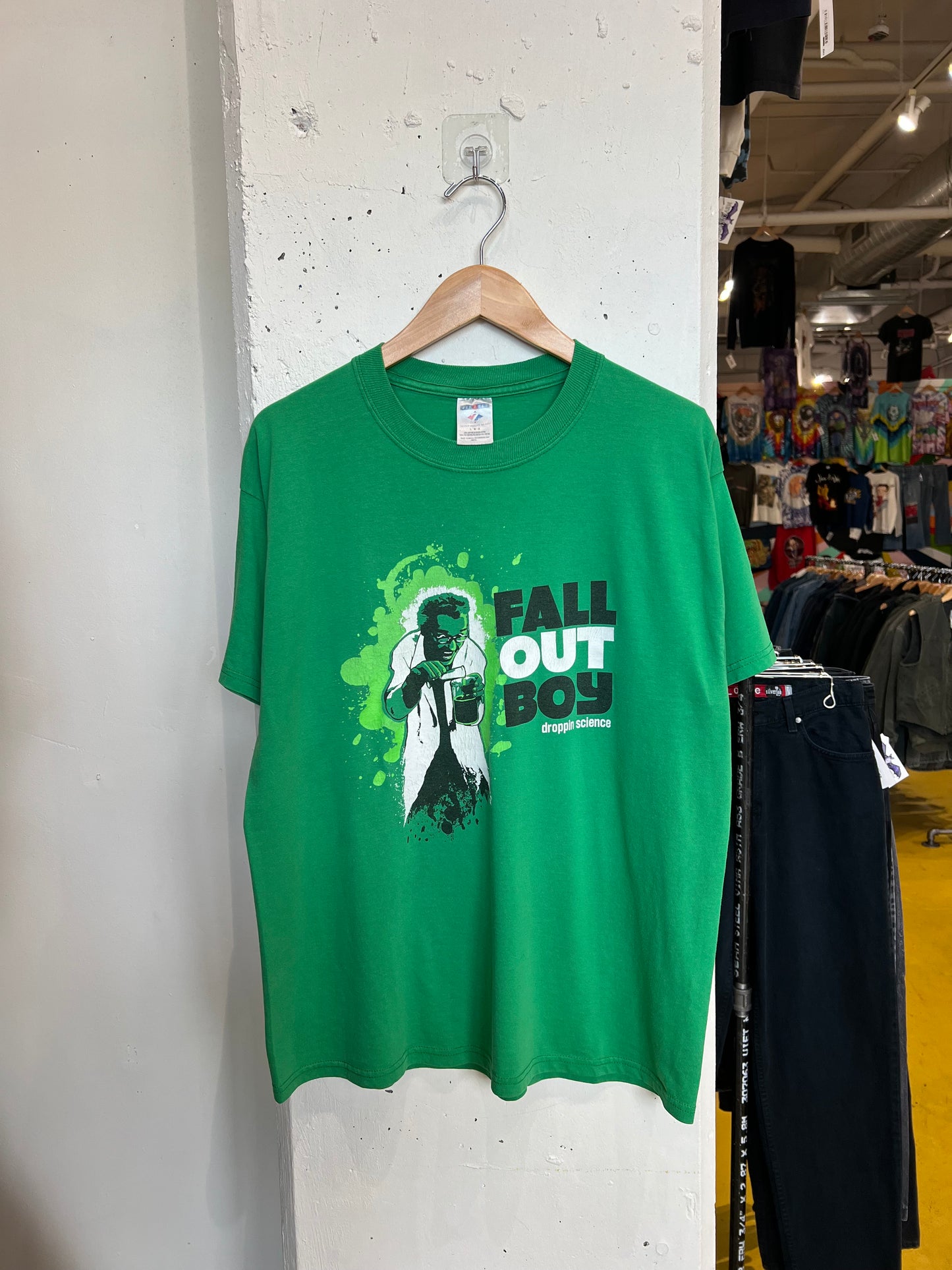 Vintage 2000’s FallOut Boy Tee