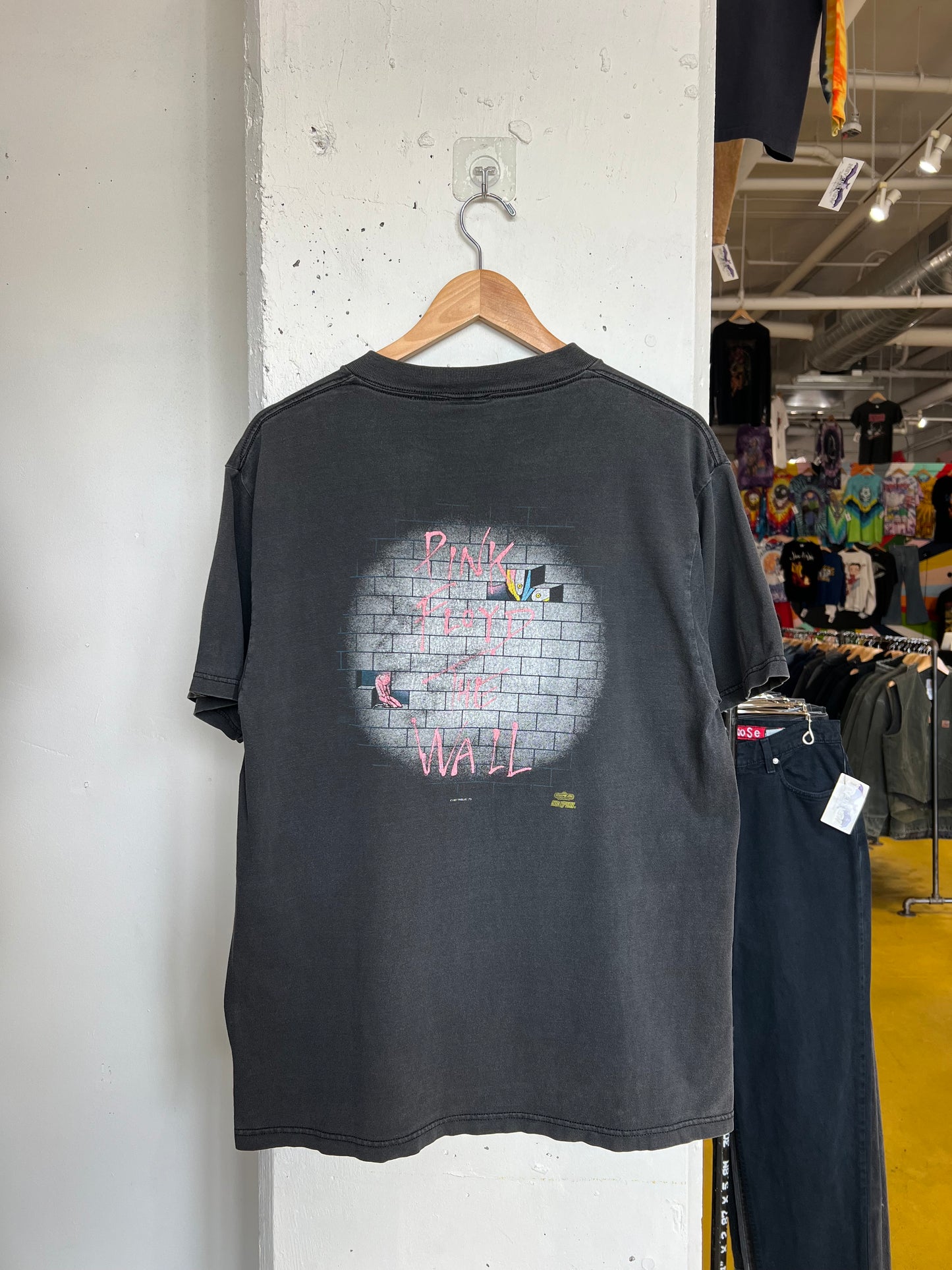 Vintage 90s Pink Floyd “The Wall” Tee