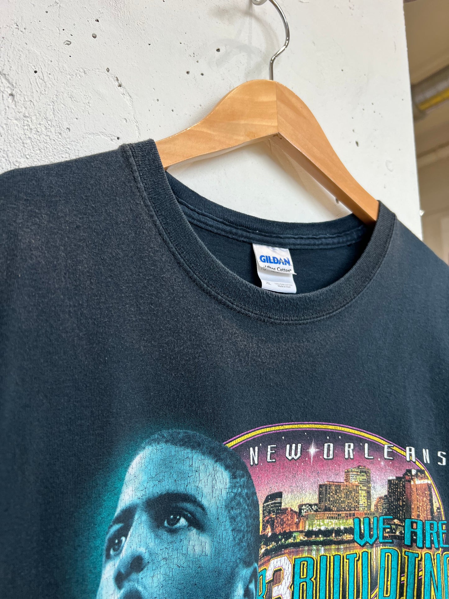 Vintage 2006 Chris Paul New Orleans Hornets Tee