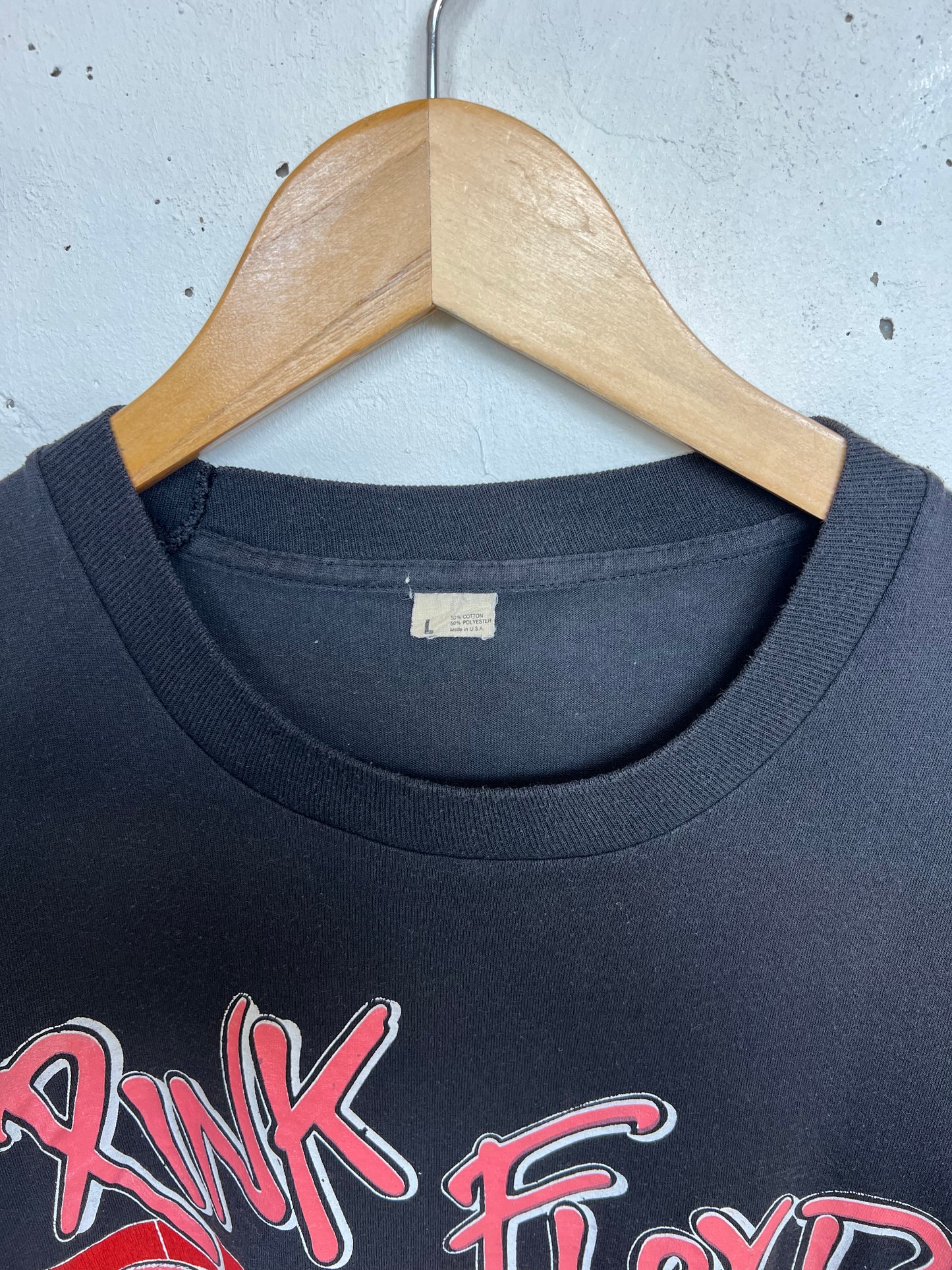 Vintage 1987 Pink Floyd “A momentary Lapse Of Reason” Tee