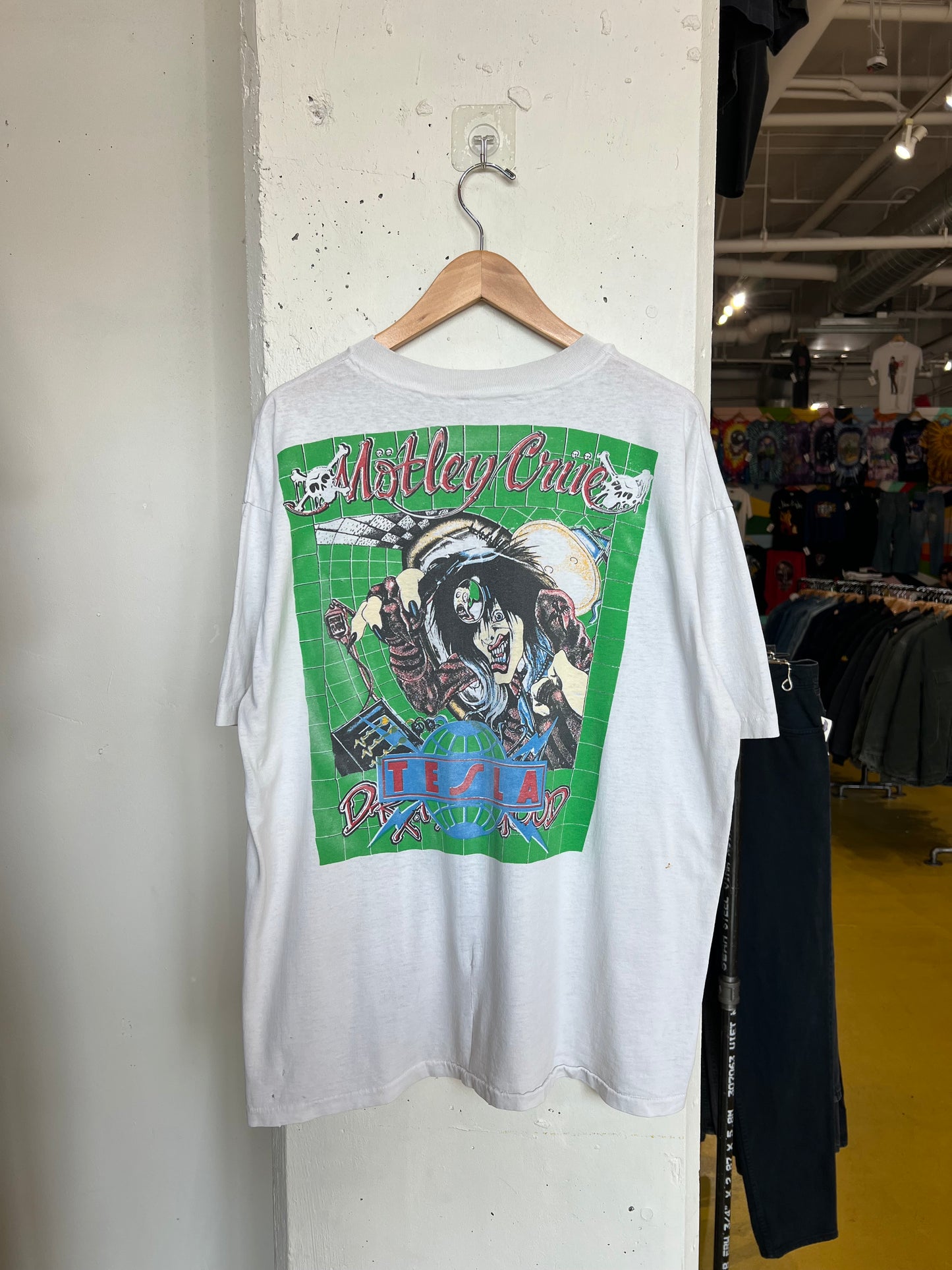 Vintage 80s Thrahsed Motley Crue Tee
