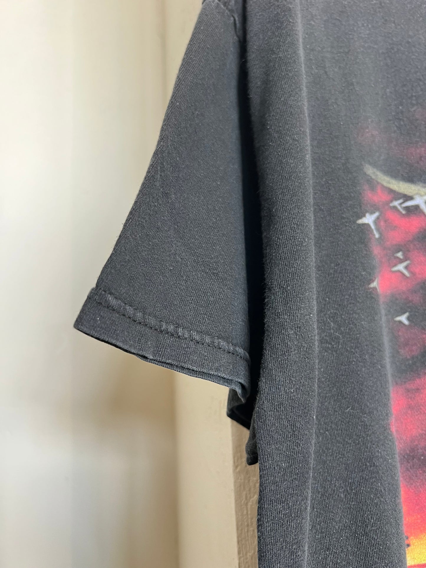 Vintage 1997 Pink Floyd Licensed To Winterland Tee