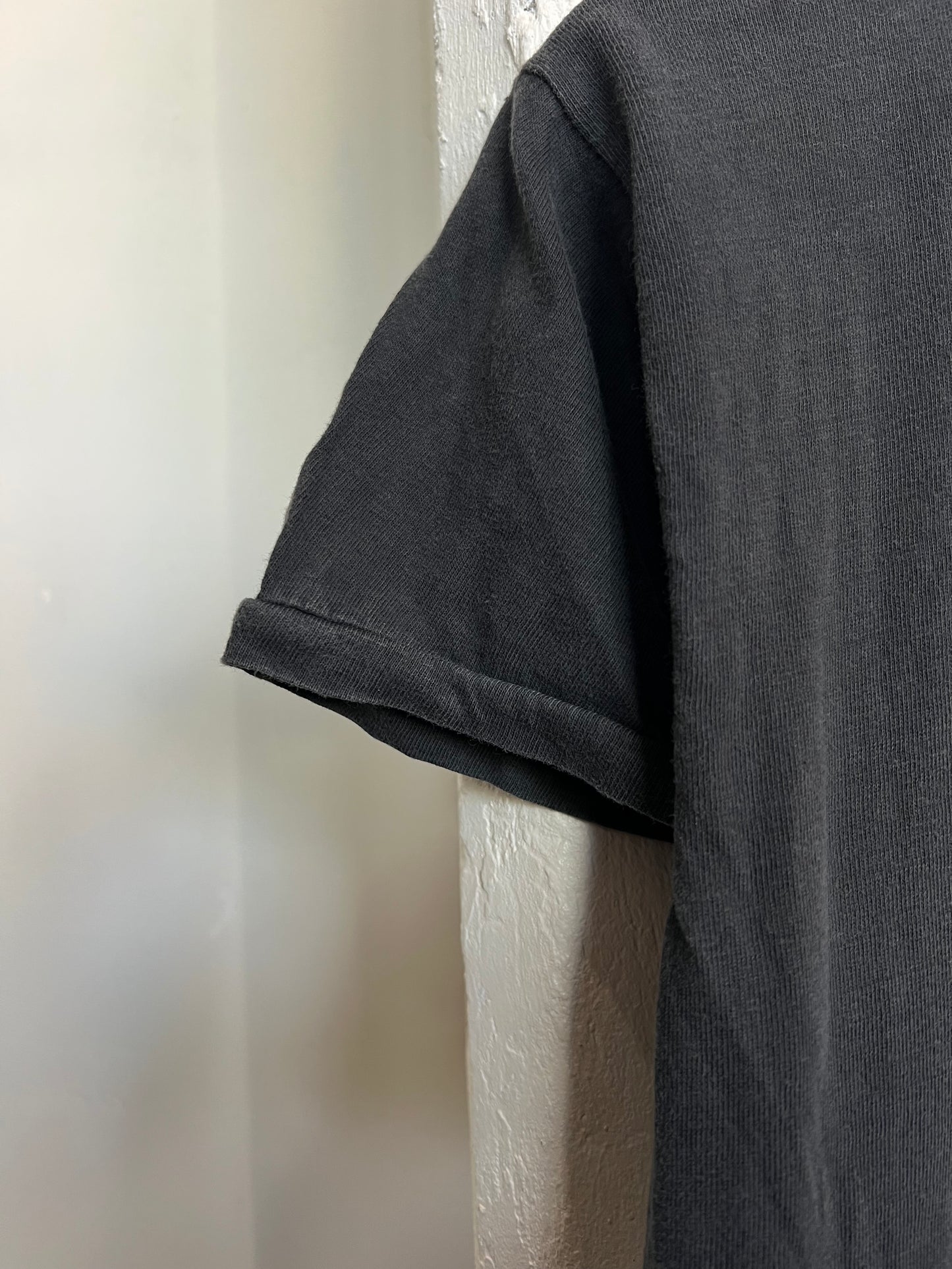 Vintage 80s “ Pyromania” Def Leppard Parking Lot Bootleg Tee