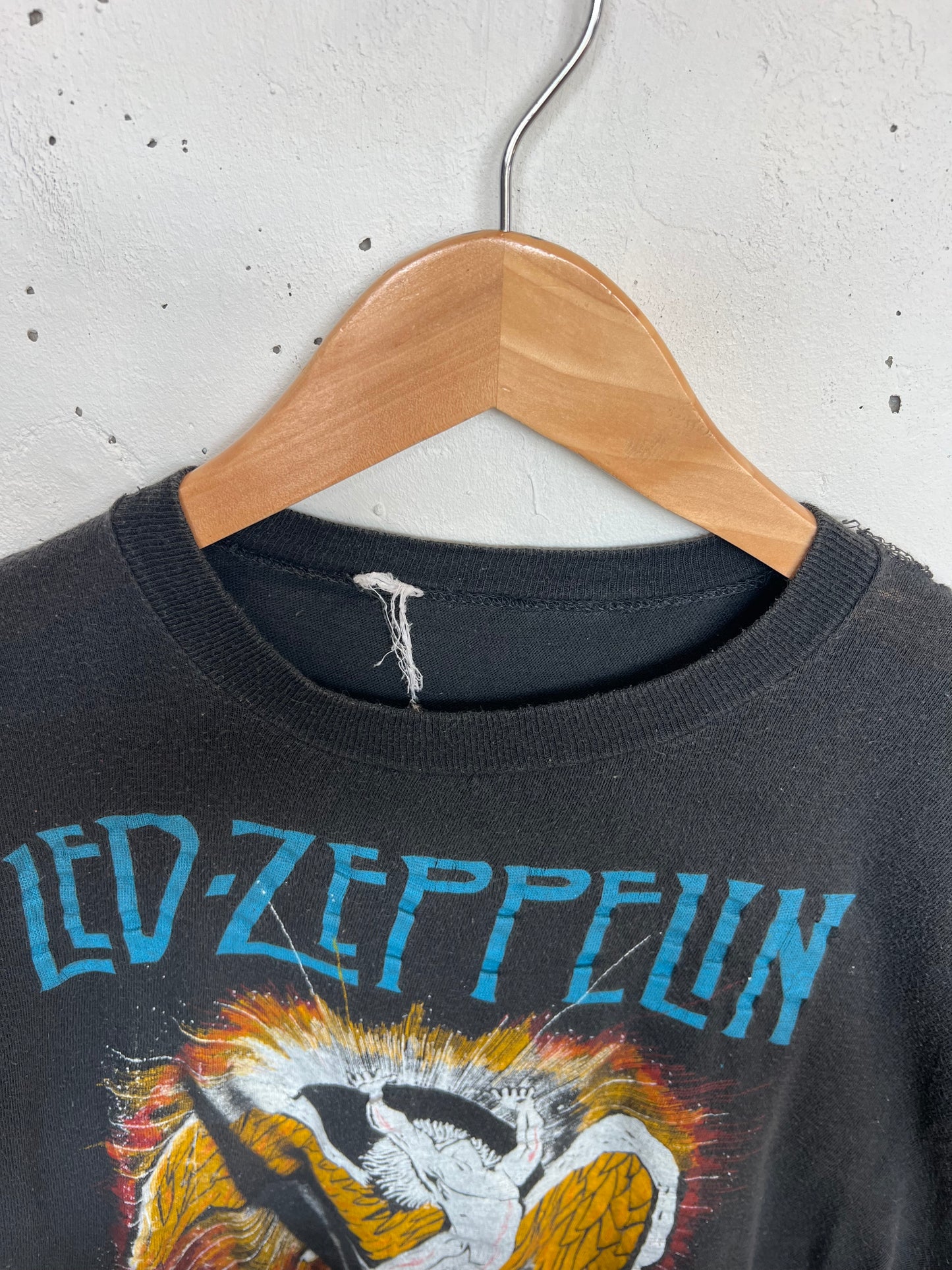 Vintage 70s/80s Led Zeppelin Thrashed Parking Lot Bootleg Tee