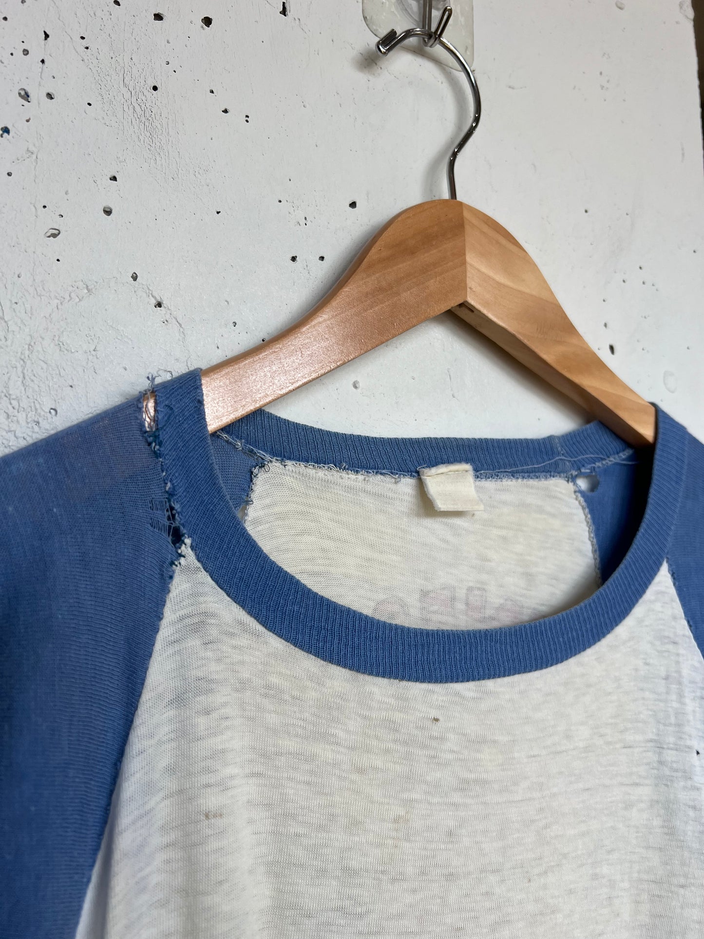 Vintage 80s Genesis Thrashed Parking Lot Bootleg World Tour Raglan Tee