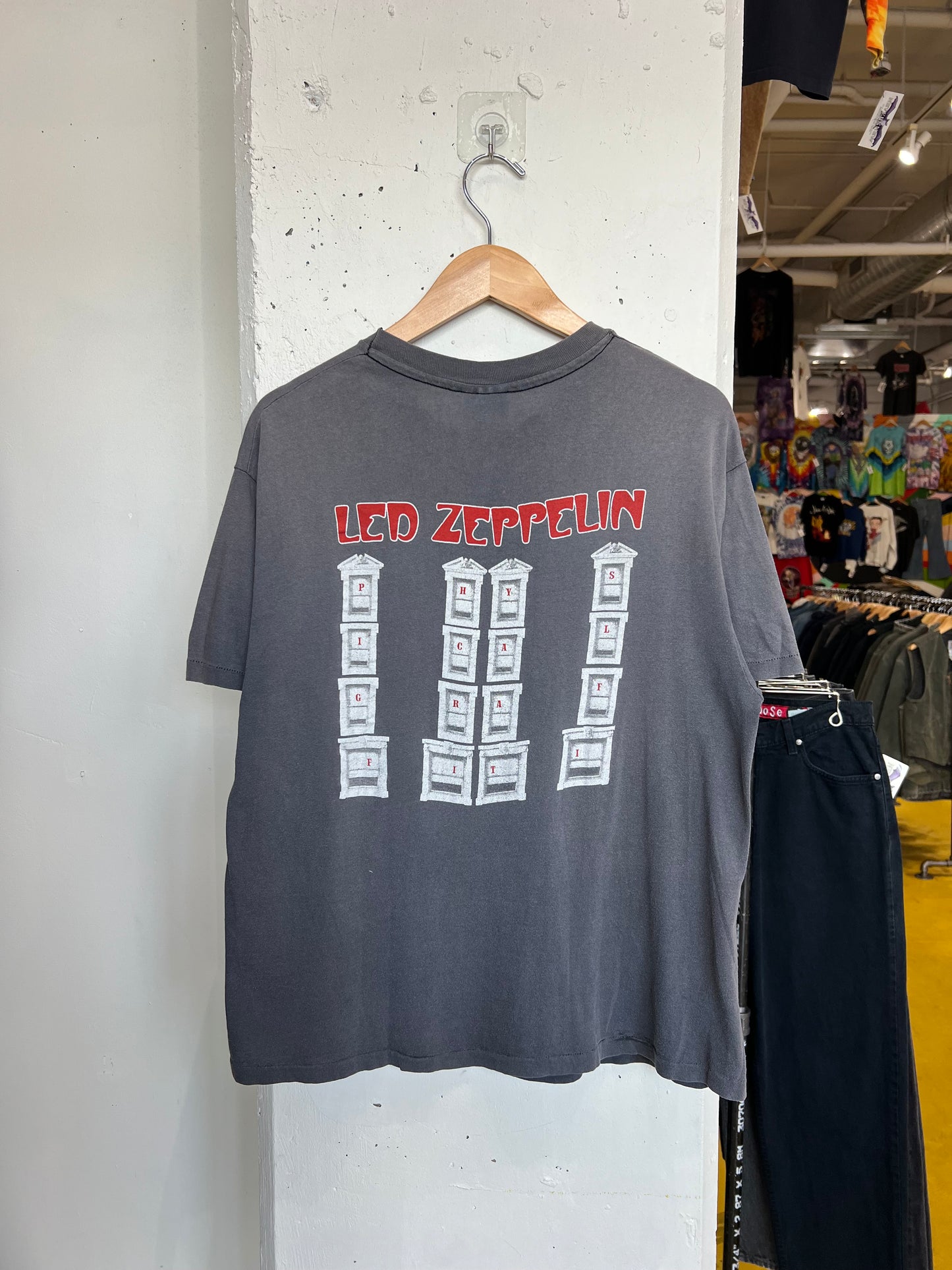 Vintage 1988 Led Zeppelin “Physical Graffiti” Faded Distressed Tee